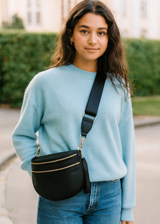 GoFree - The Roomiest Crossbody